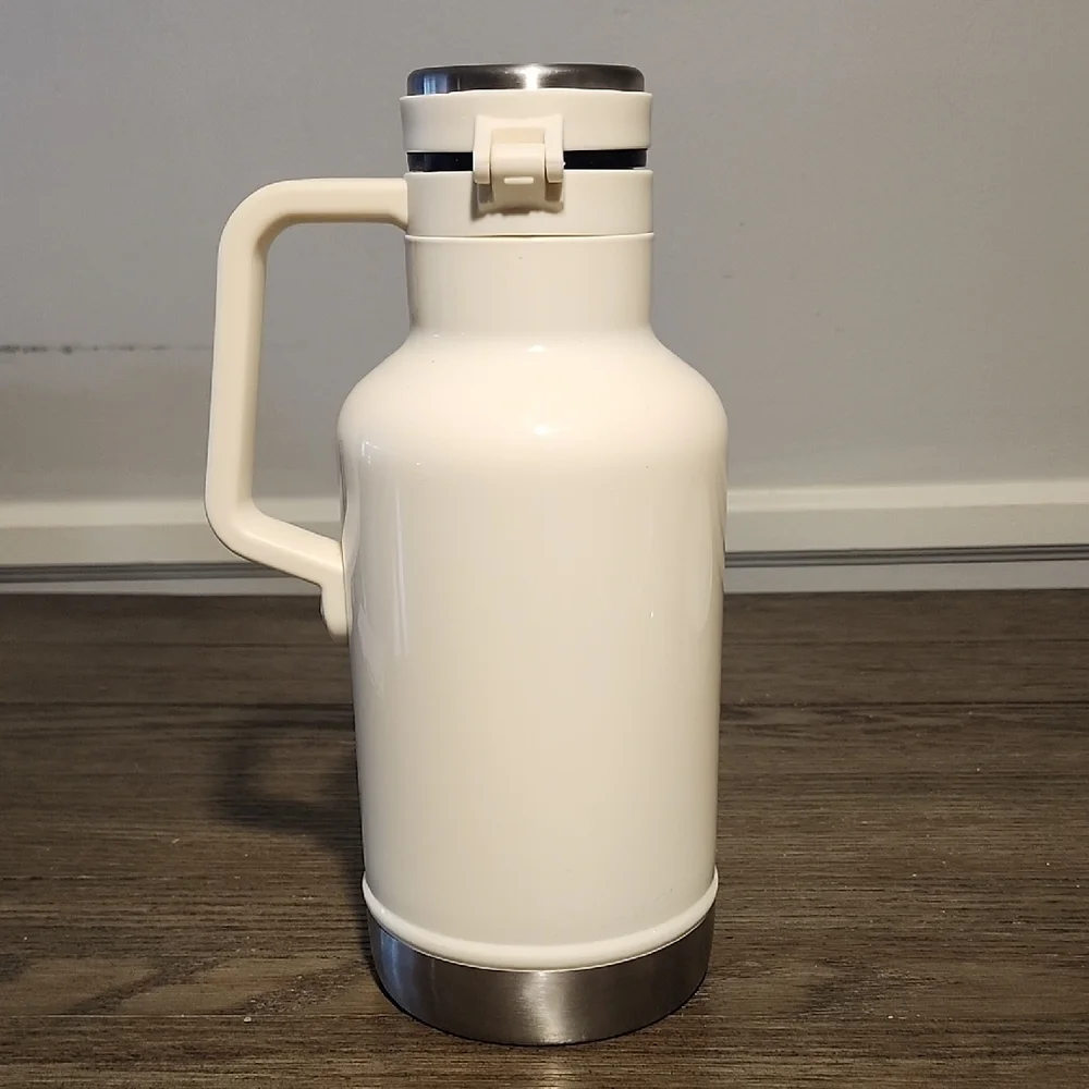 Stanley White Insulated Vacuum Growler with Handle - Picture 2 of 2